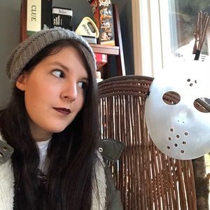 Meet your Posher, Adrianna